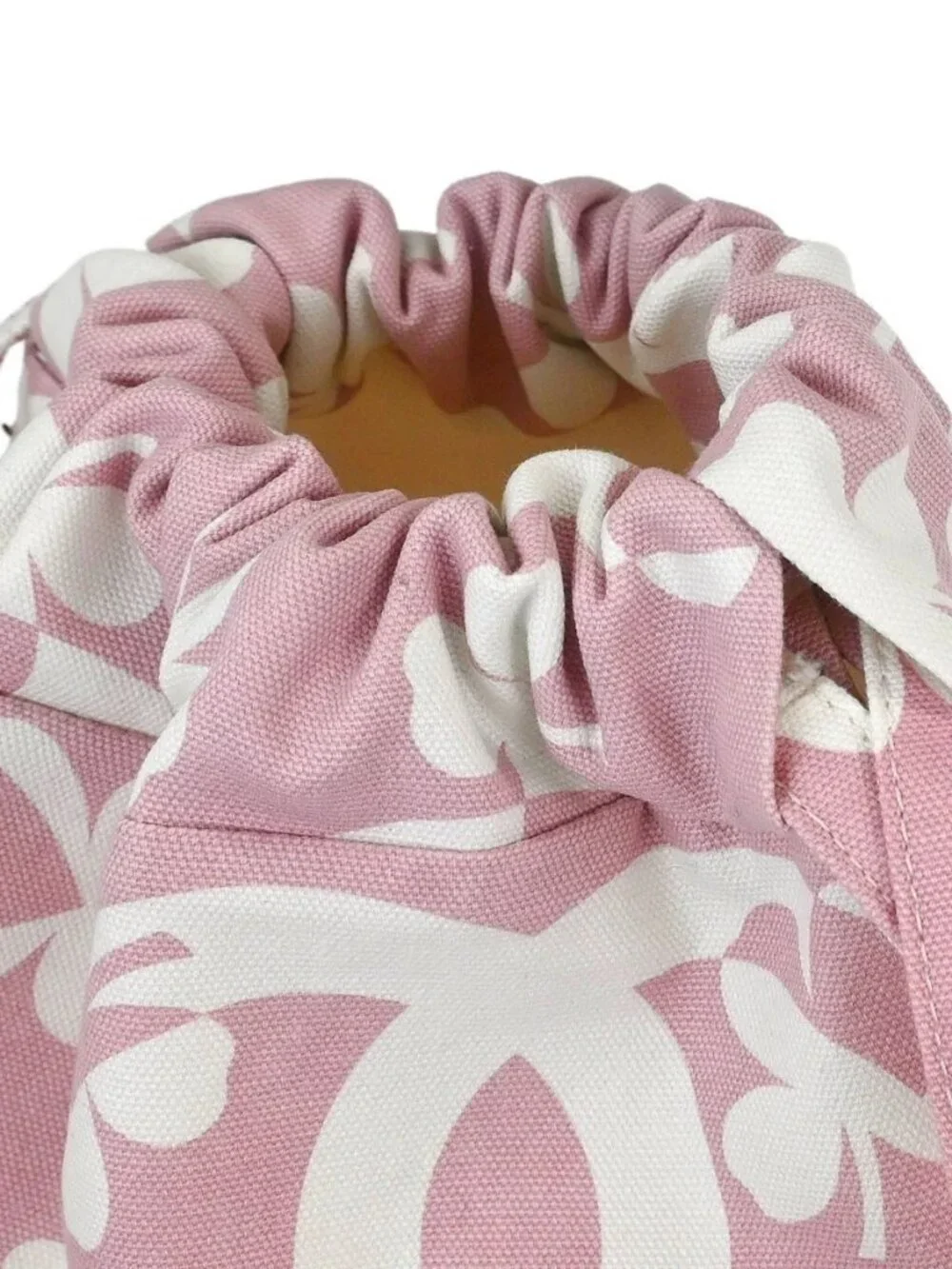 Chanel Pink Canvas Drawstring Shoulder Bag 181990
